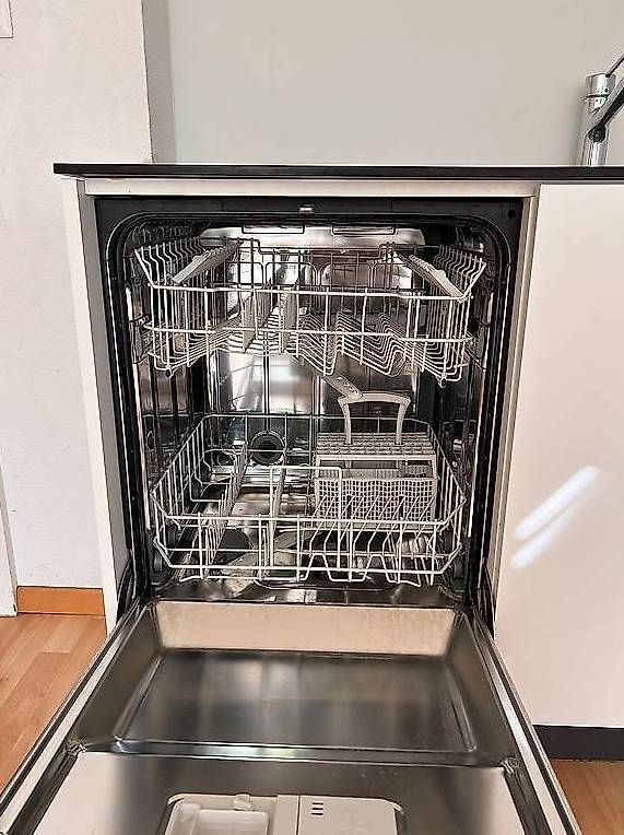 V-Zug Cucine complete: Küche – Usato da Stettlen venduto da sil_2stc 2