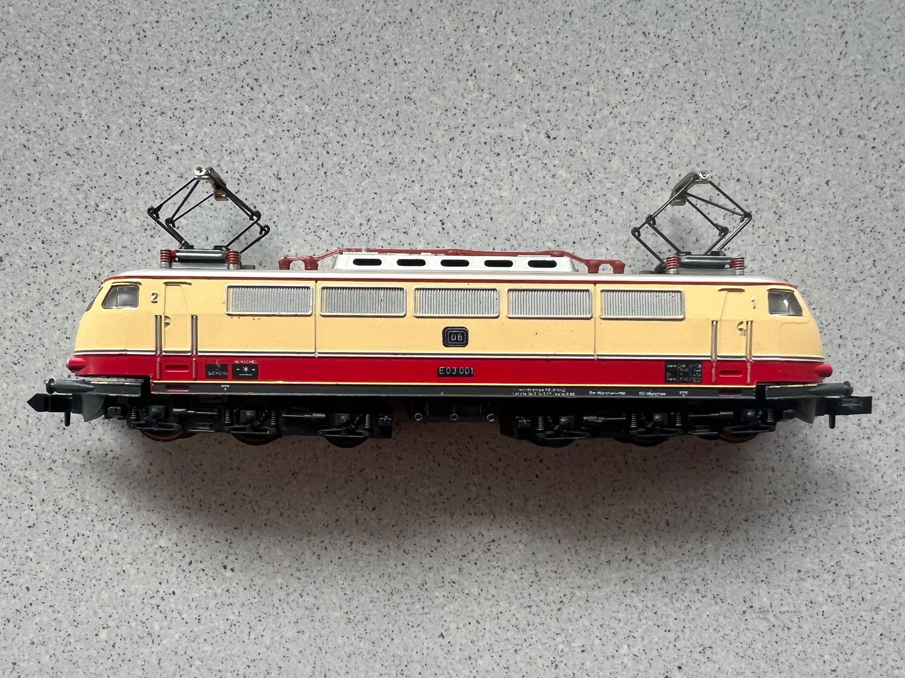 Trix Modellini di ferrovie: Minitrix Eisenbahn Lok und Wagen DB – Usato da Madetswil venduto da Biker100 5