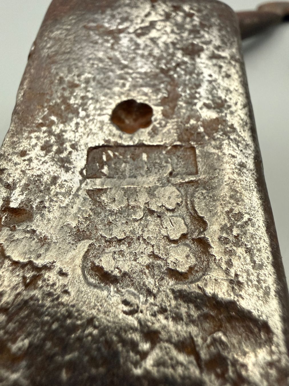 Bilance e pesi: Antikes EisenGewicht zu einer Waage Bern 1713 – Usato da Ueberstorf venduto da Brocandi 5