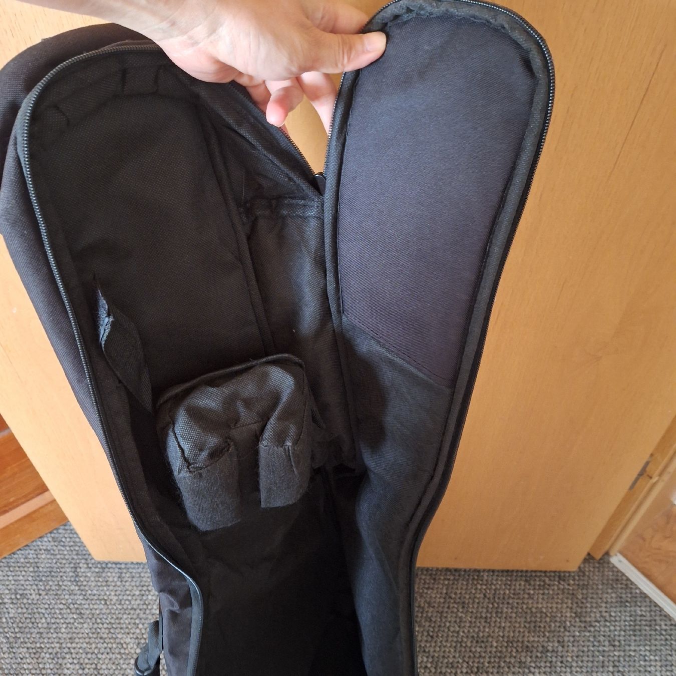 Instruments de musique: Gebrauchte Gitarrenhülle, Gitarrentasche – D'occasion à Winterthur par Goldpipau 6
