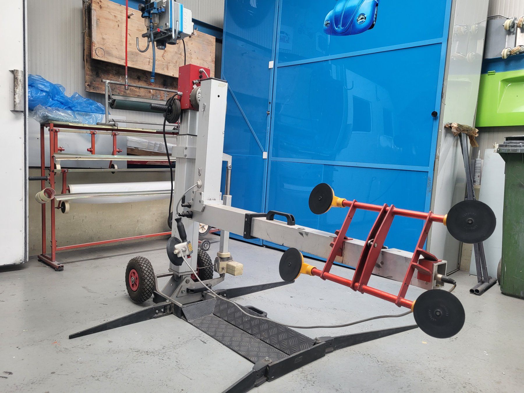 Tutte le macchine: Robot Pose Pare-brise – Usato da Fully venduto da Luvi