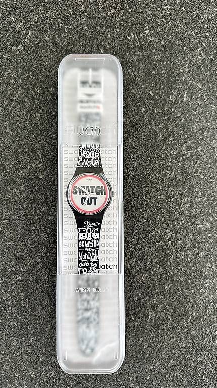 Orologi: SWATCH OUT – Usato da Mörschwil venduto da hei_7qrp