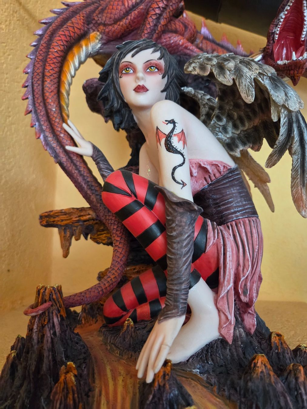 Figurines: Superschöne Elfe mit Drachen! 57cm gross – D'occasion à Corgémont par Nadja1000 1