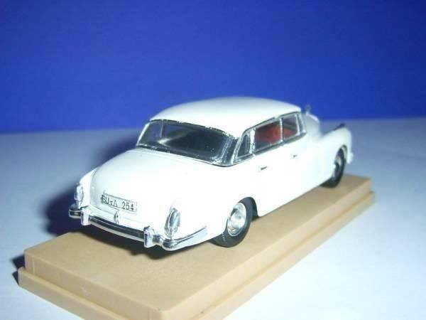 Modellautos: Mercedes Benz 300W 1:43 – Gebraucht aus Bichelsee von meikle 1