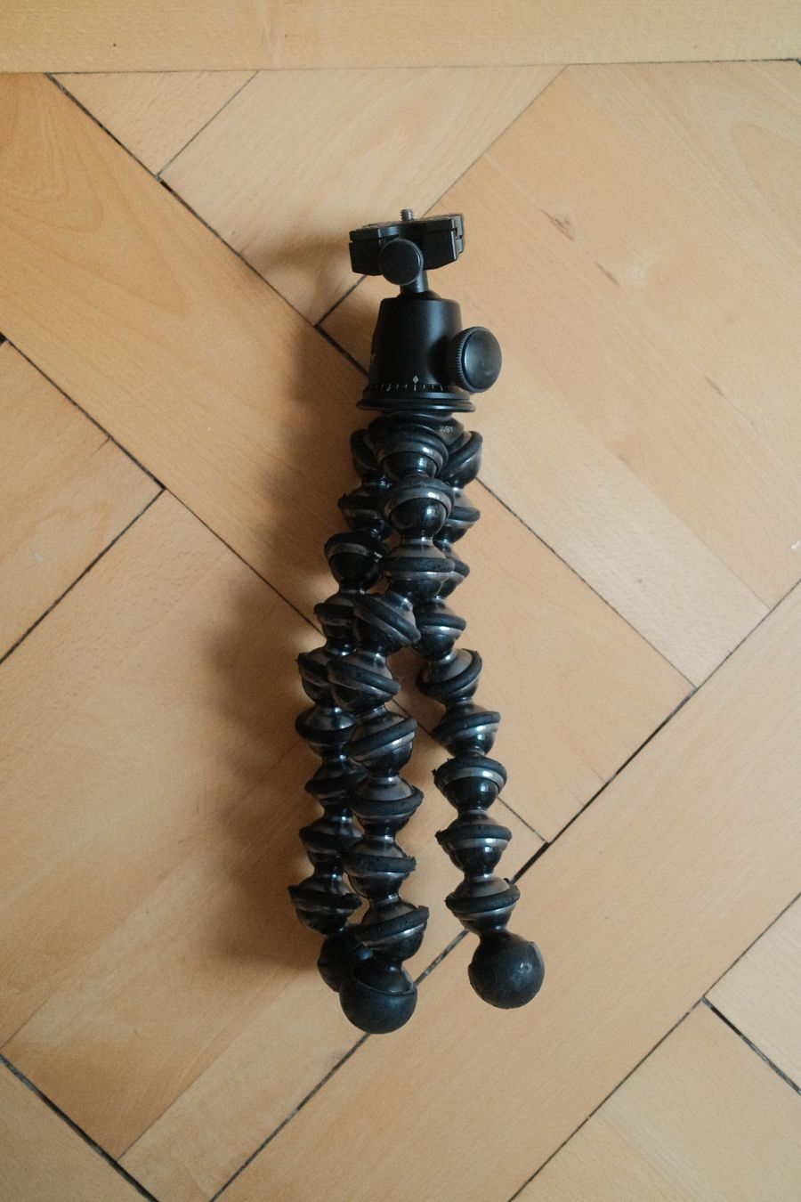 Treppiedi & Teste: Joby GorillaPod – Usato da Bern venduto da redumbrella