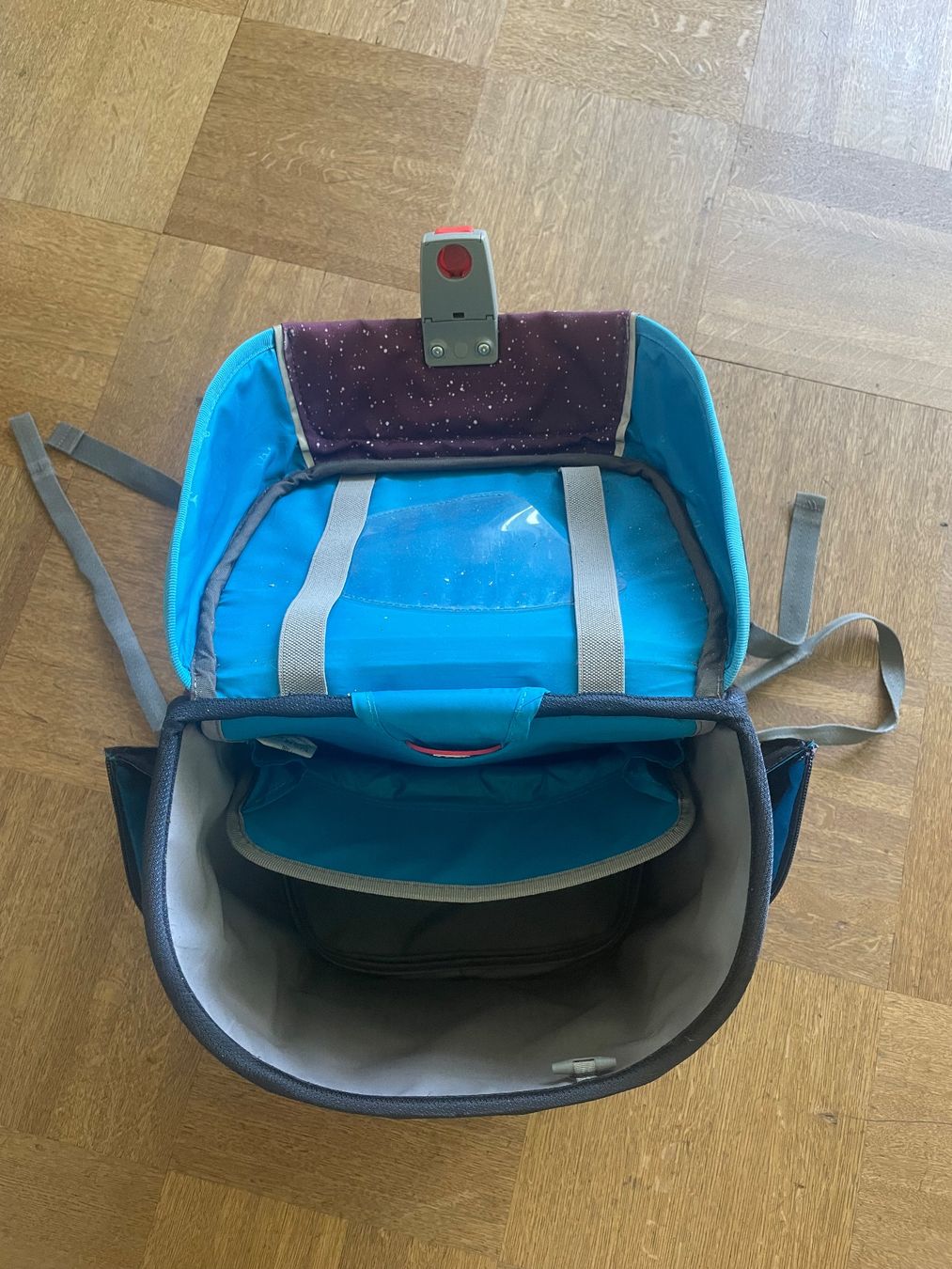 Step by Step Kindertaschen: Schulranzen Step by Step, blau mit Sternen – Gebraucht aus Zug von bigu81 4