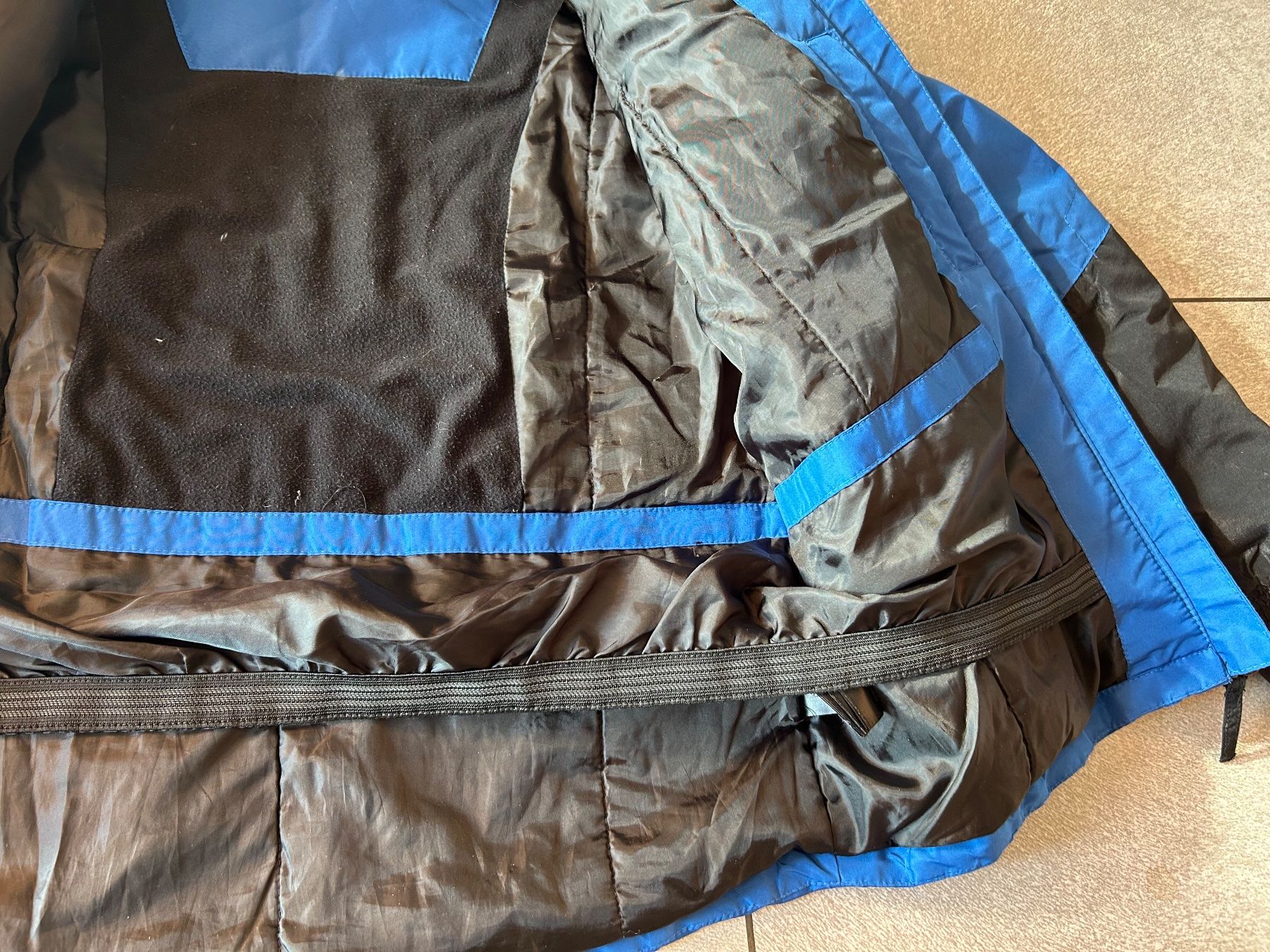 Giacche & Cappotti: 1x Veste de ski taille garçon 146 - 152 – Usato da Arbedo venduto da nadia1973 1