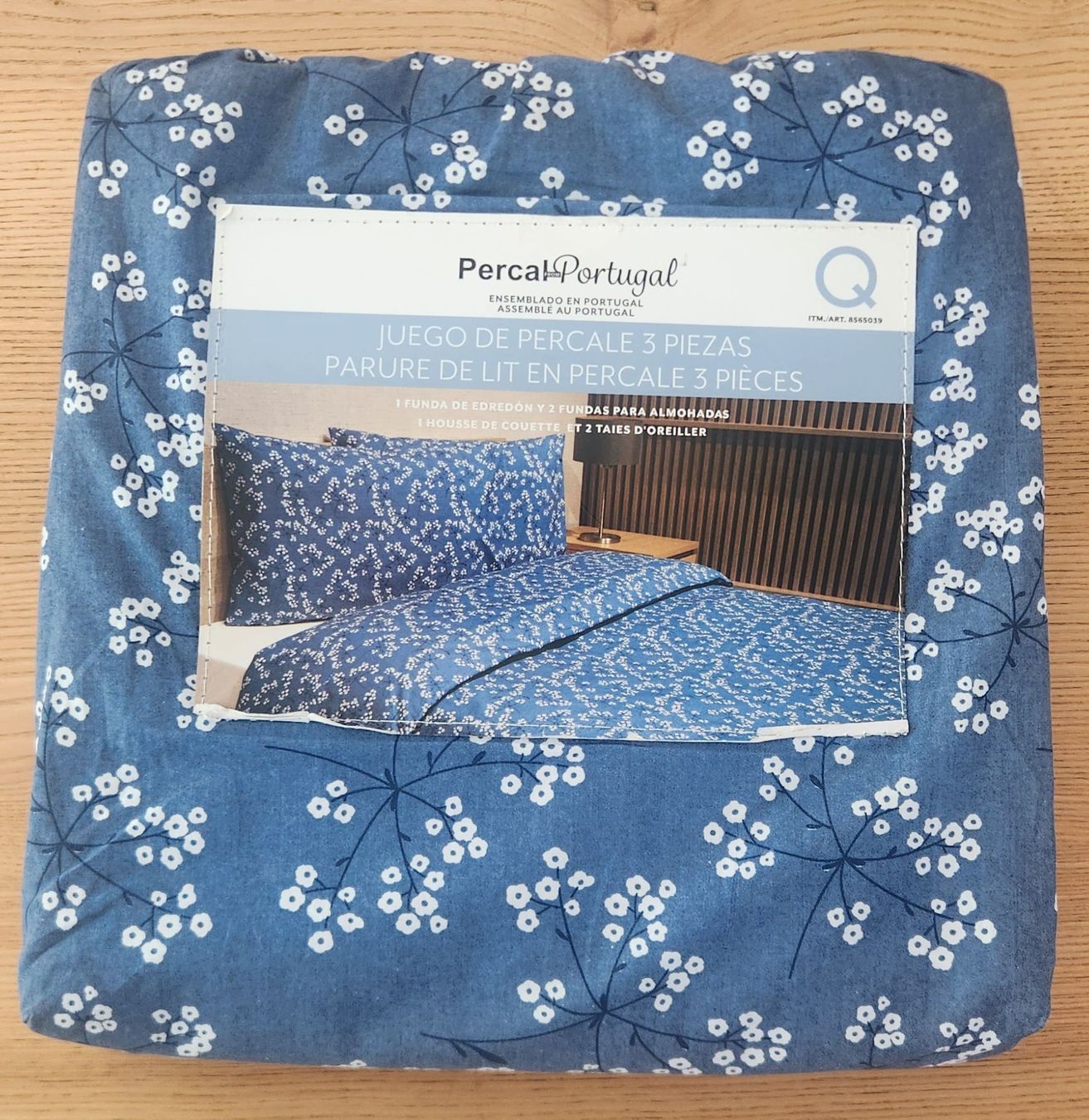 Bettwäsche: Percale Bettwäsche 3-teilig blau mit Blumenmuster neu – Neu und originalverpackt aus Basel von lukag99
