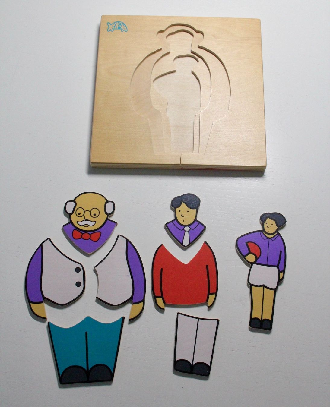 Puzzle: Lagenpuzzle aus Holz – Usato da Münchenstein venduto da brigser