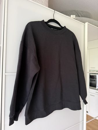 Schwarz Zara Sweatshirt Grösse S, sehr gut erhalten