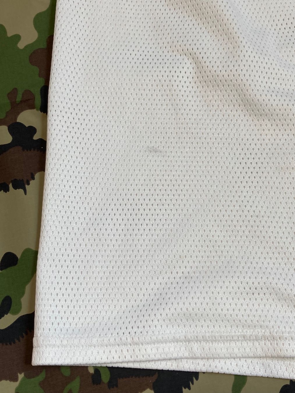 Nike Pantaloni: Vintage 90s Nike Short Sz L – Usato da Zürich venduto da le_souk 3