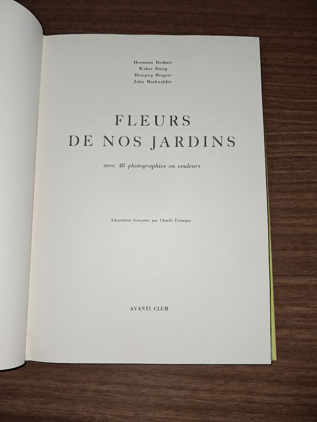 Bücher: Livre fleurs de nos jardins – Gebraucht aus Le locle von juliensaran 1