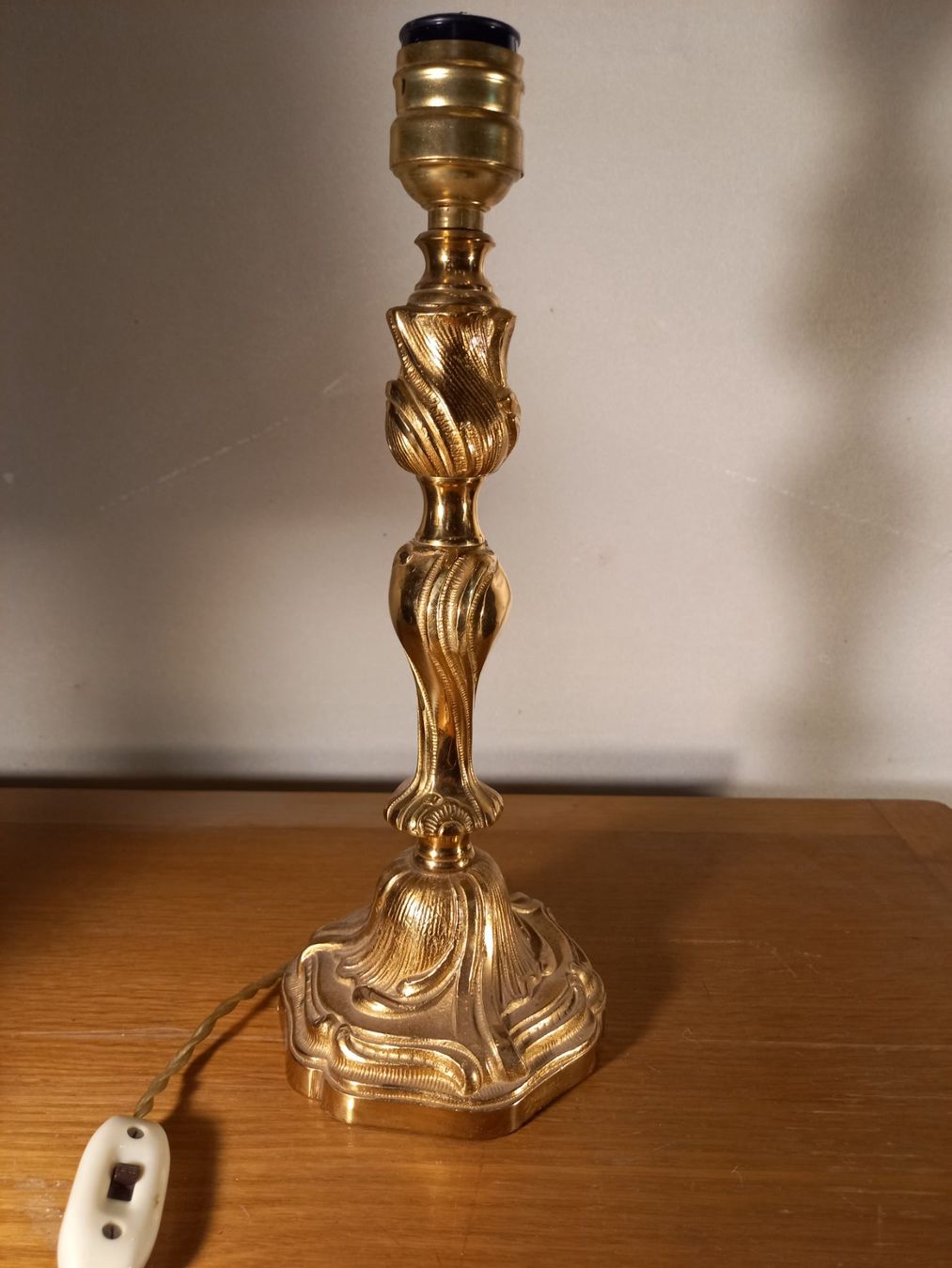 Lampes: Lampe de chevet – D'occasion à Ponts-de-Martel par Henri-Louis