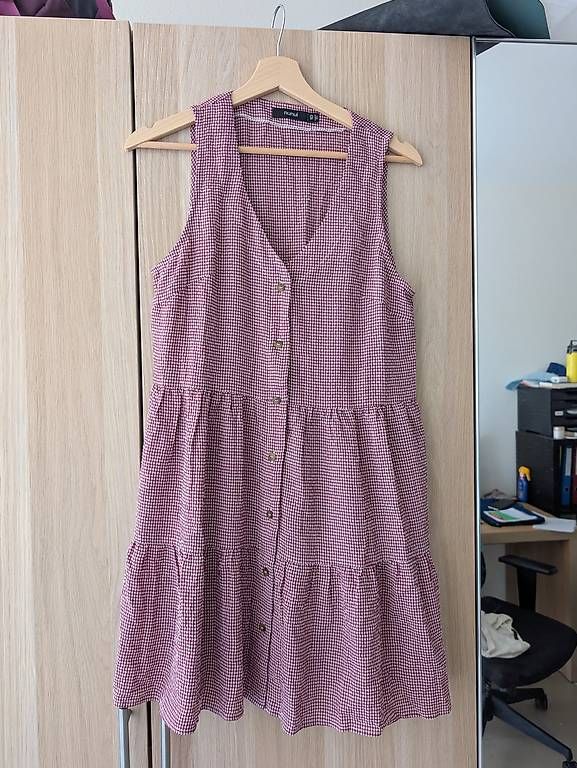 Vestiti: Kleid grösse 40  – Usato da Oberwil BL venduto da lisagautschi