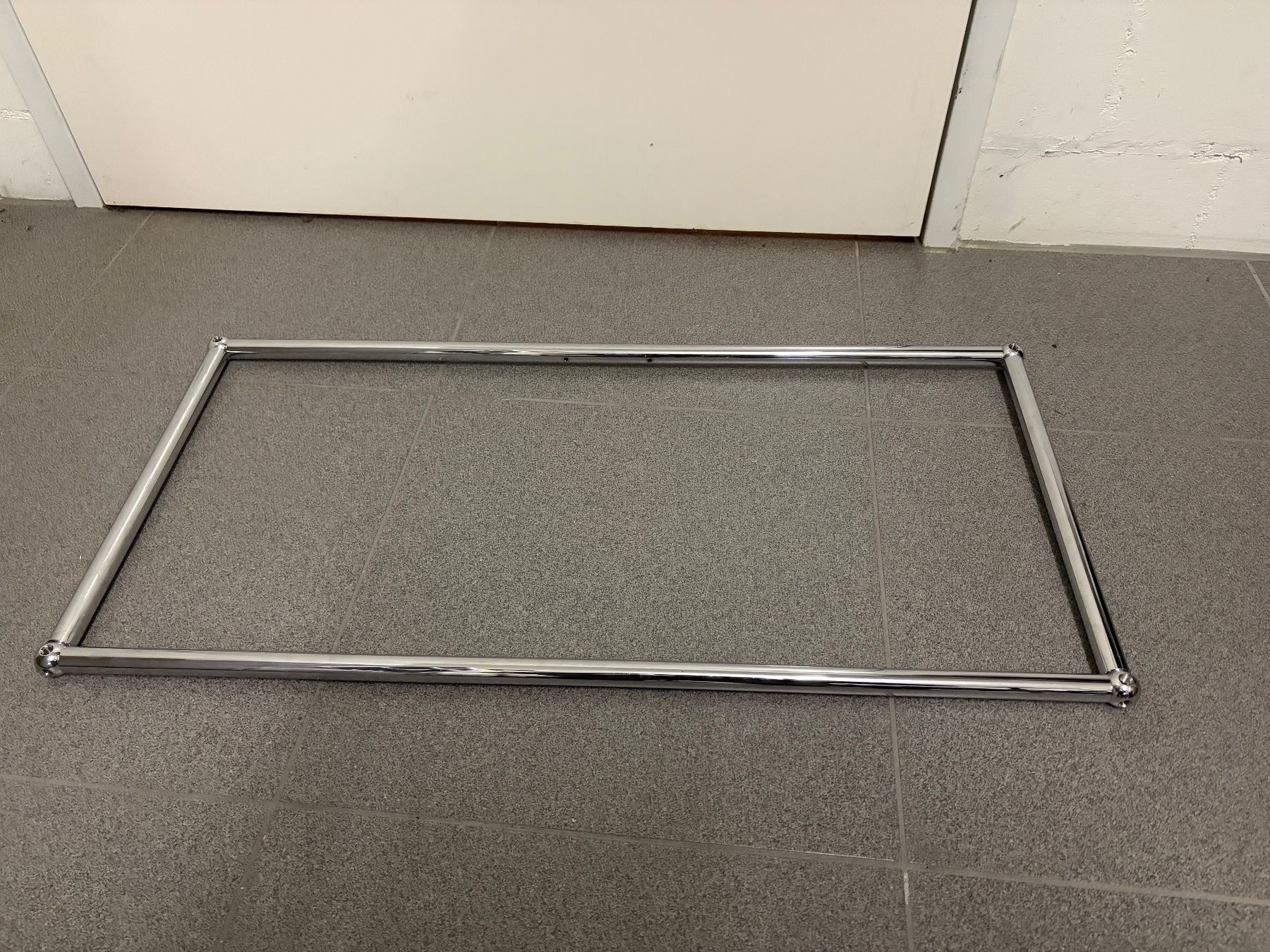 USM Scaffali: USM Haller Rahmen 35 x 75 cm – Usato da Unterägeri venduto da Sportster0 4