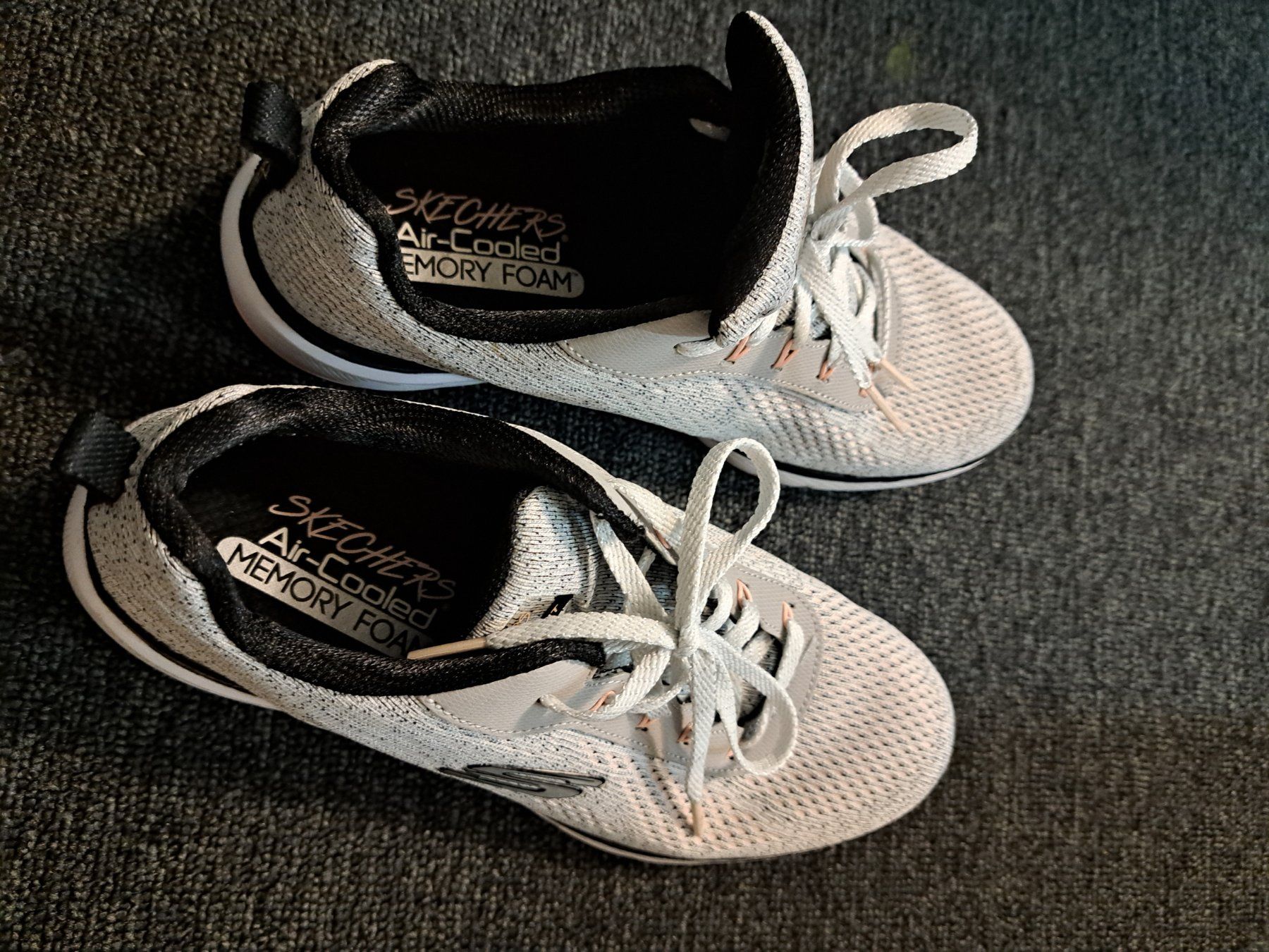 Skechers Herrenschuhe: Sketchers – Gebraucht aus Rupperswil von Schmedi02