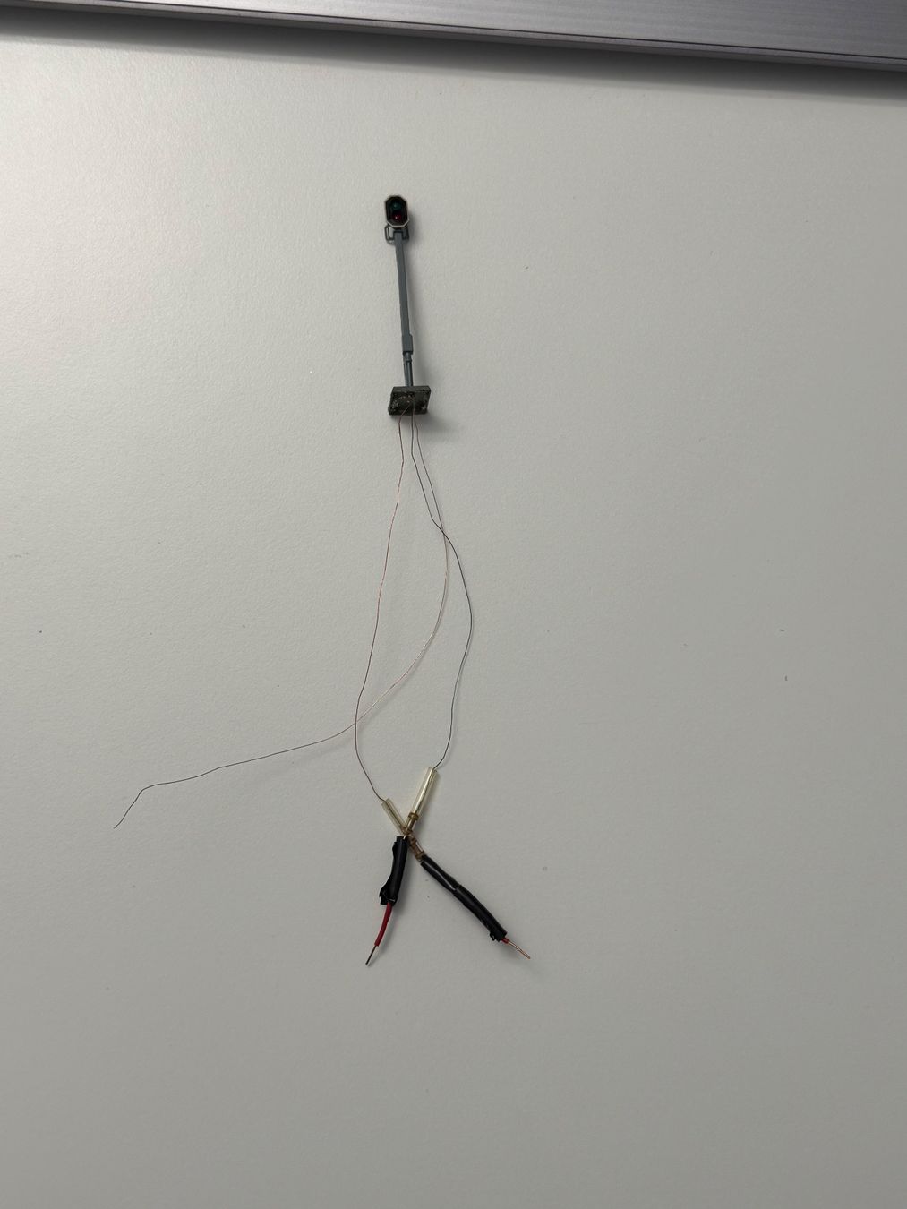 Schneider Modellini di ferrovie: SBB Hauptsignal 2-LED HO – Usato da Jonschwil venduto da sutfra12 2