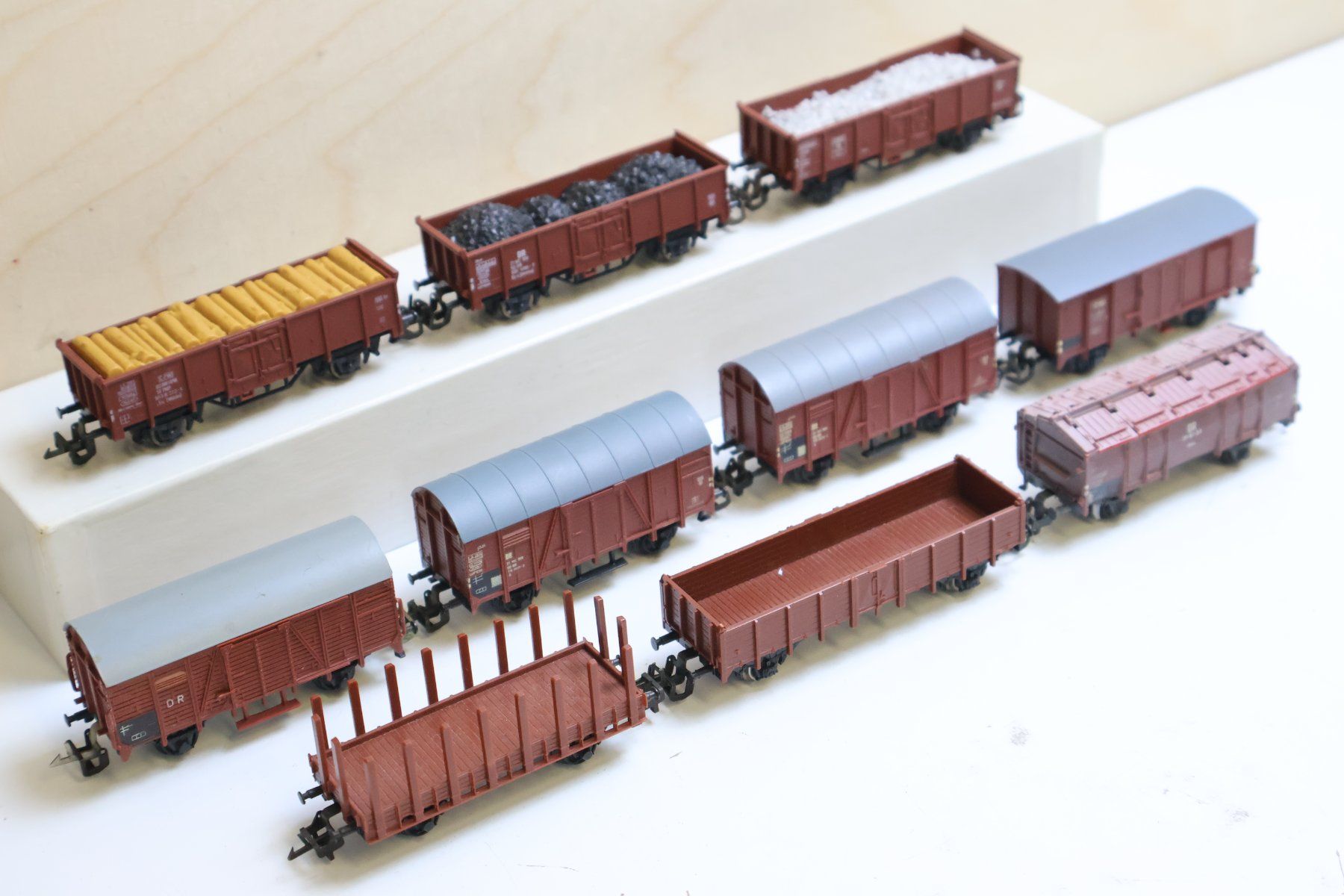 Modellini di ferrovie: Zeuke & Co 10 x DR Güterwagen Set Spur TT – Usato da Winterthur venduto da Monstera 6