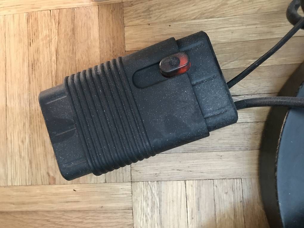 Lampen: LAMPADA  A PIEDISTALLO – Gebraucht aus MINUSIO von rin_2djp 2