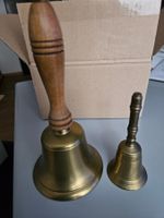 2 schöne Glocken aus Guss