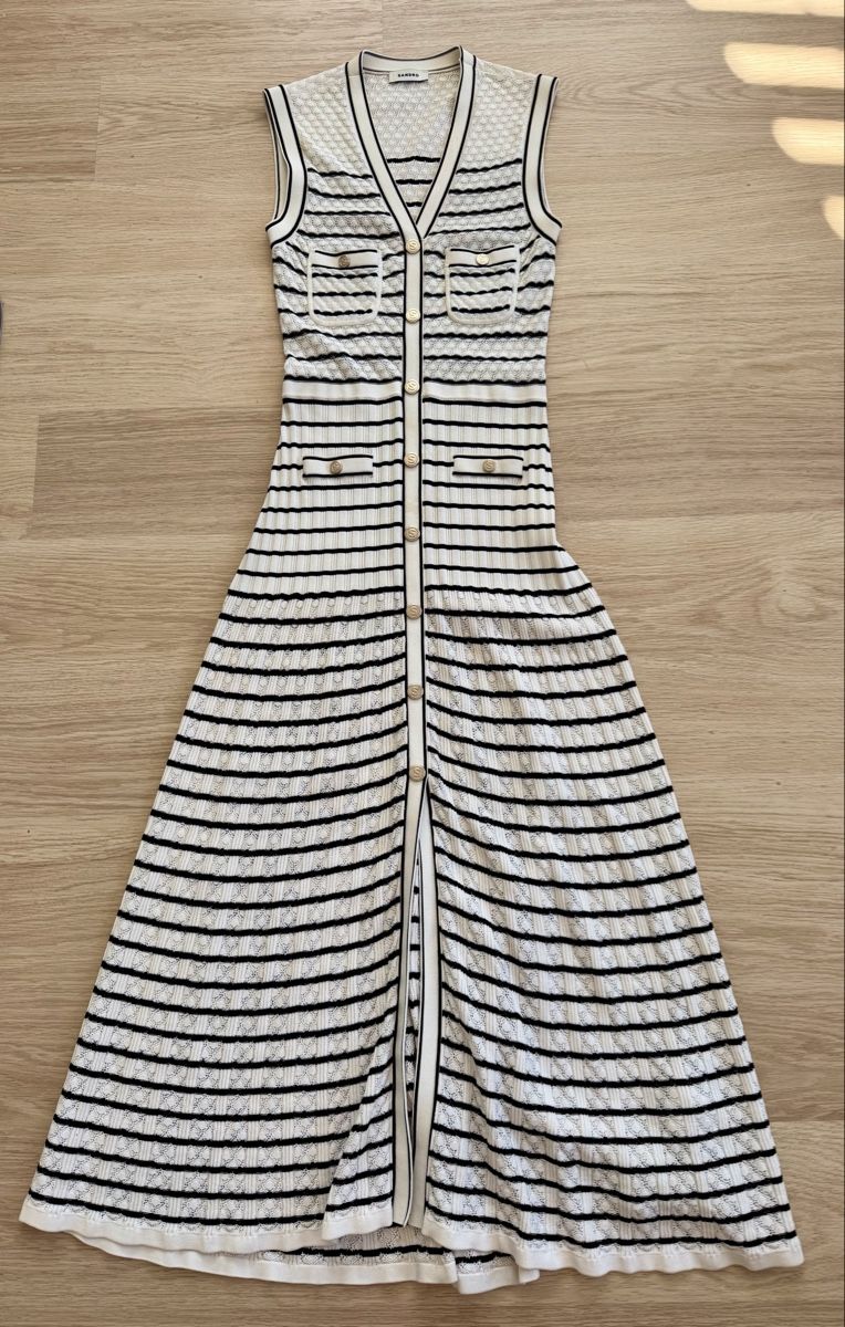 Sandro Robes: Sandro Strickkleid Gr. S – D'occasion à Killwangen par was.sharp