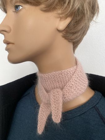 Sophie Scarf, altrosa