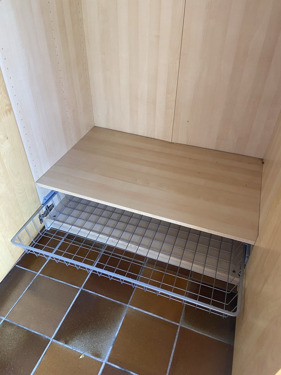 Armoires: Armoire penderie  – D'occasion à Bevaix par car_fyw5 3