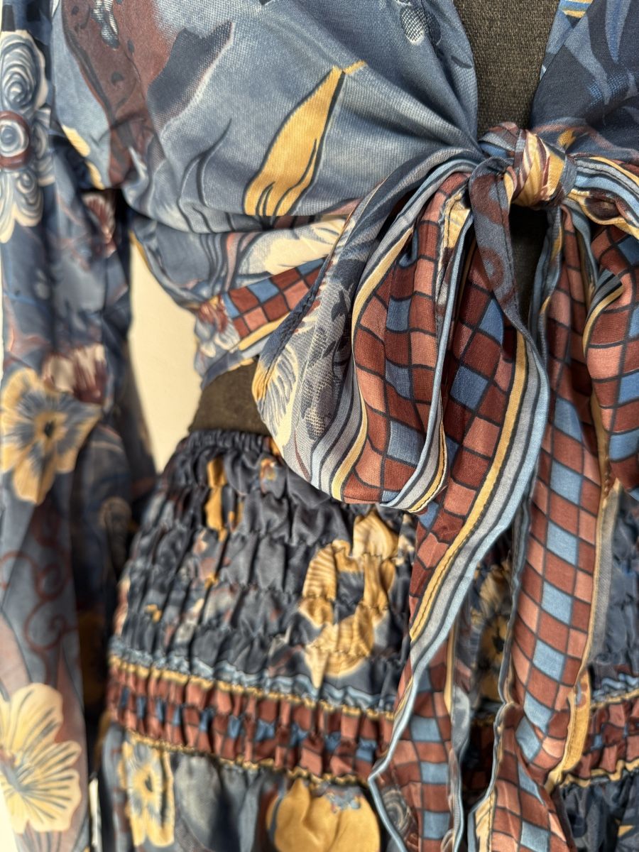 Vestiti: Vokuhilarock mit Wickekbluse – Nuovo (secondo la descrizione) da Sigriswil venduto da ck56 8