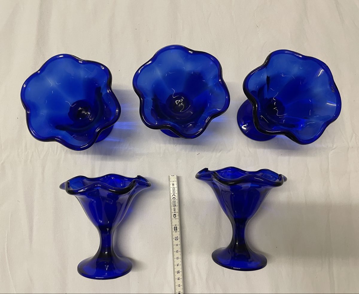 Ciotole: 5er Set blaue Dessert-/Glacéschalen – Usato da Bern venduto da PJOCH