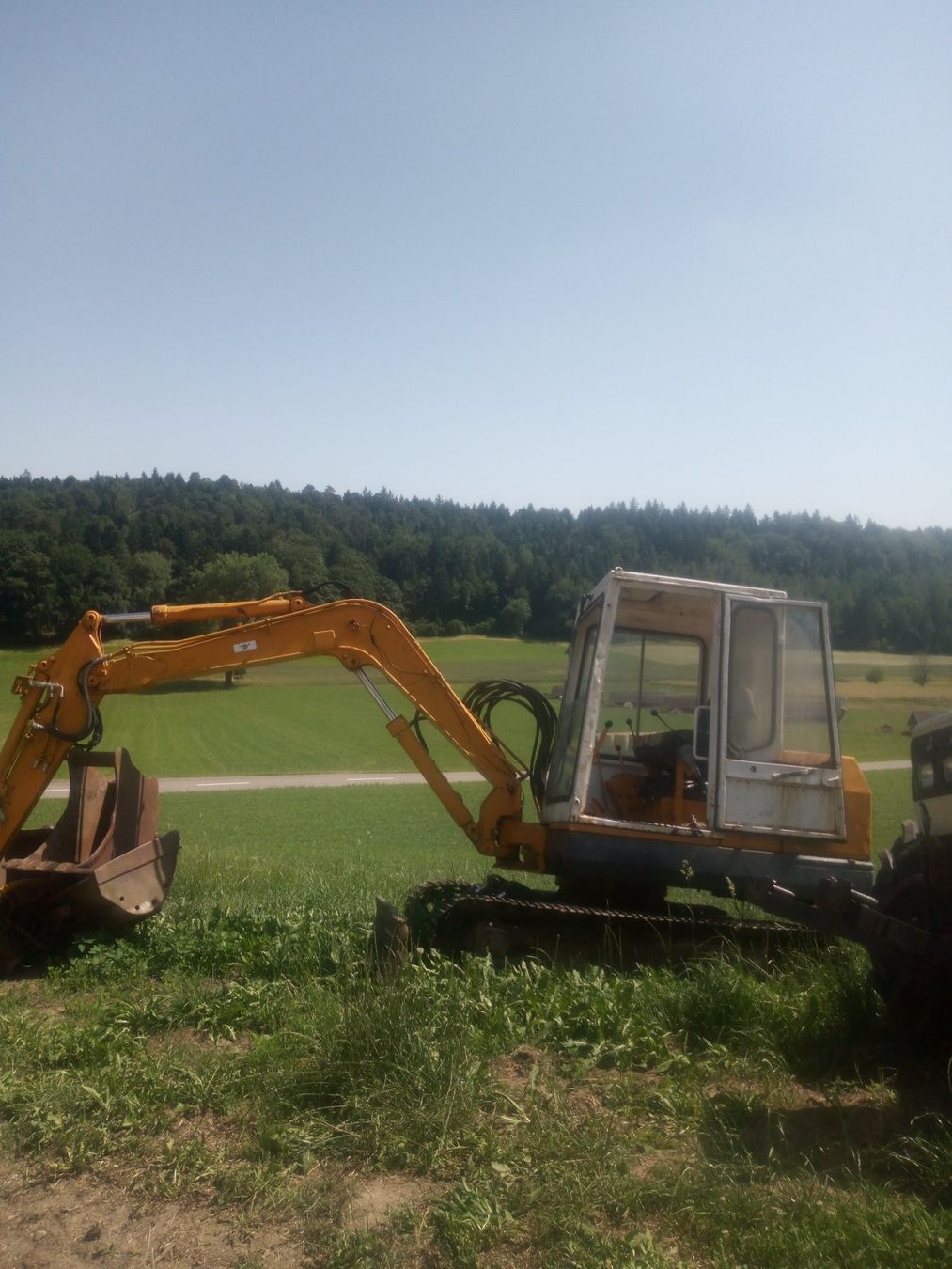 Komatsu Bagger: Rauppenbagger Komatsu PC40 – Gebraucht aus Rüttenen von Dart4 2