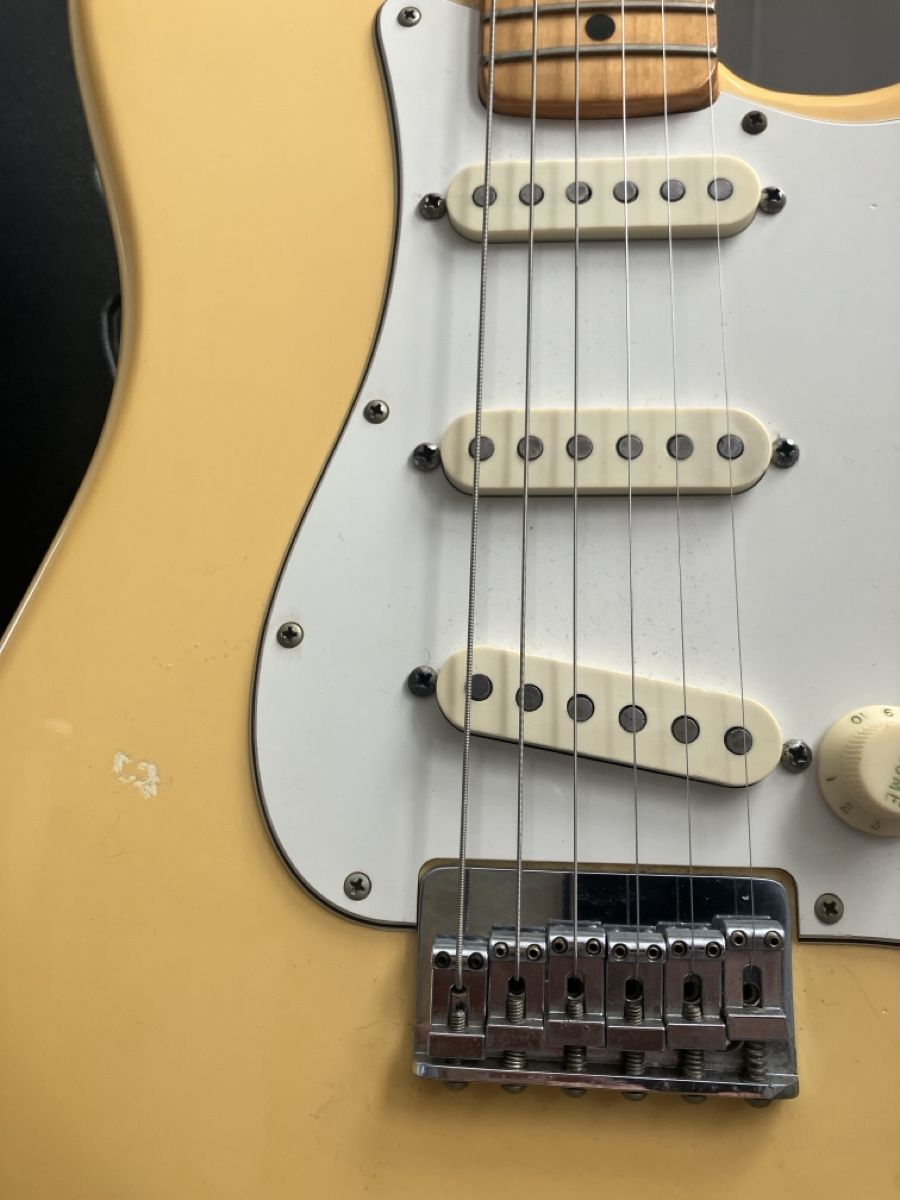Fender Strumenti musicali: Fender Stratocaster 1976 / 77 – Usato da Basel venduto da gstq 2