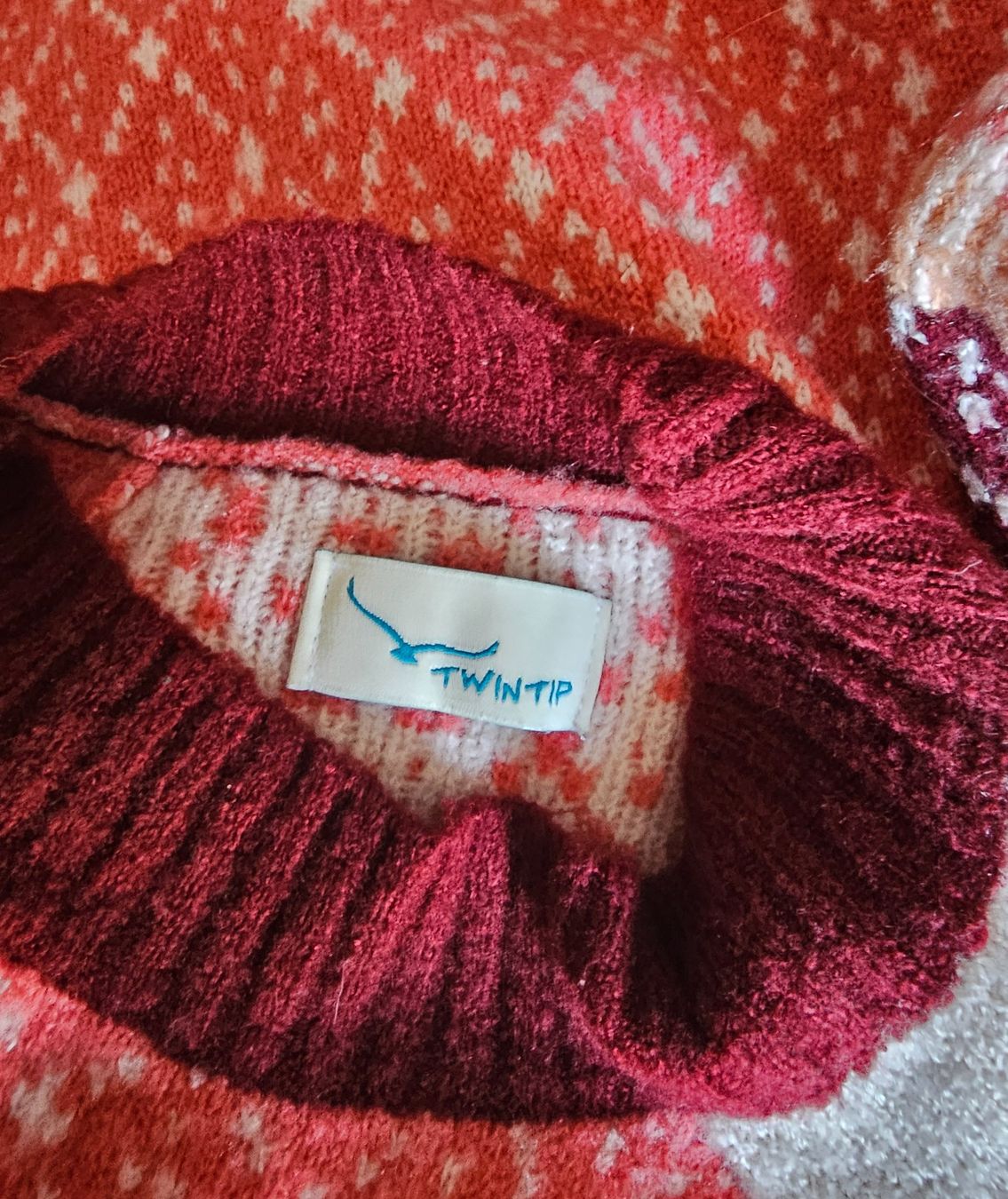 Maglioni & Felpe: Twintip Damenpullover Gr. S Winter Norweger – Usato da Füllinsdorf venduto da Sunnebliemli7 2
