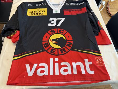SC Bern Gameworntrikot Junioren Nummer 37 Grösse XL