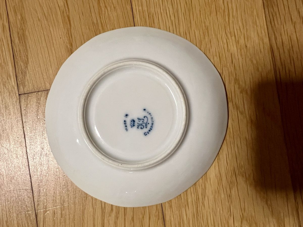 Set di piatti: Porzellan-Geschirr, Kaffee-Set – Usato da Emmenbrücke venduto da miru01 4