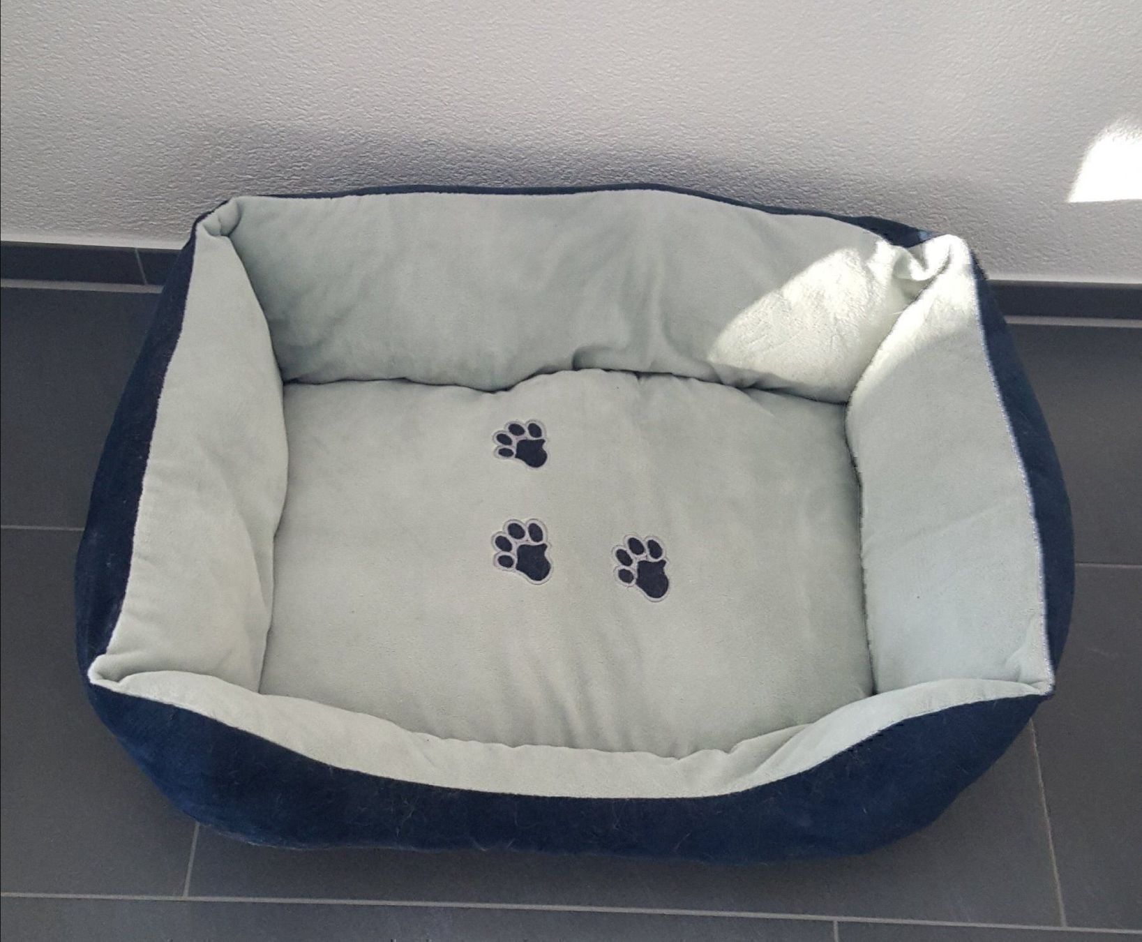 Letti: Hundebett / Katzenbett – Nuovo (secondo la descrizione) da Leimbach TG venduto da manu-tg
