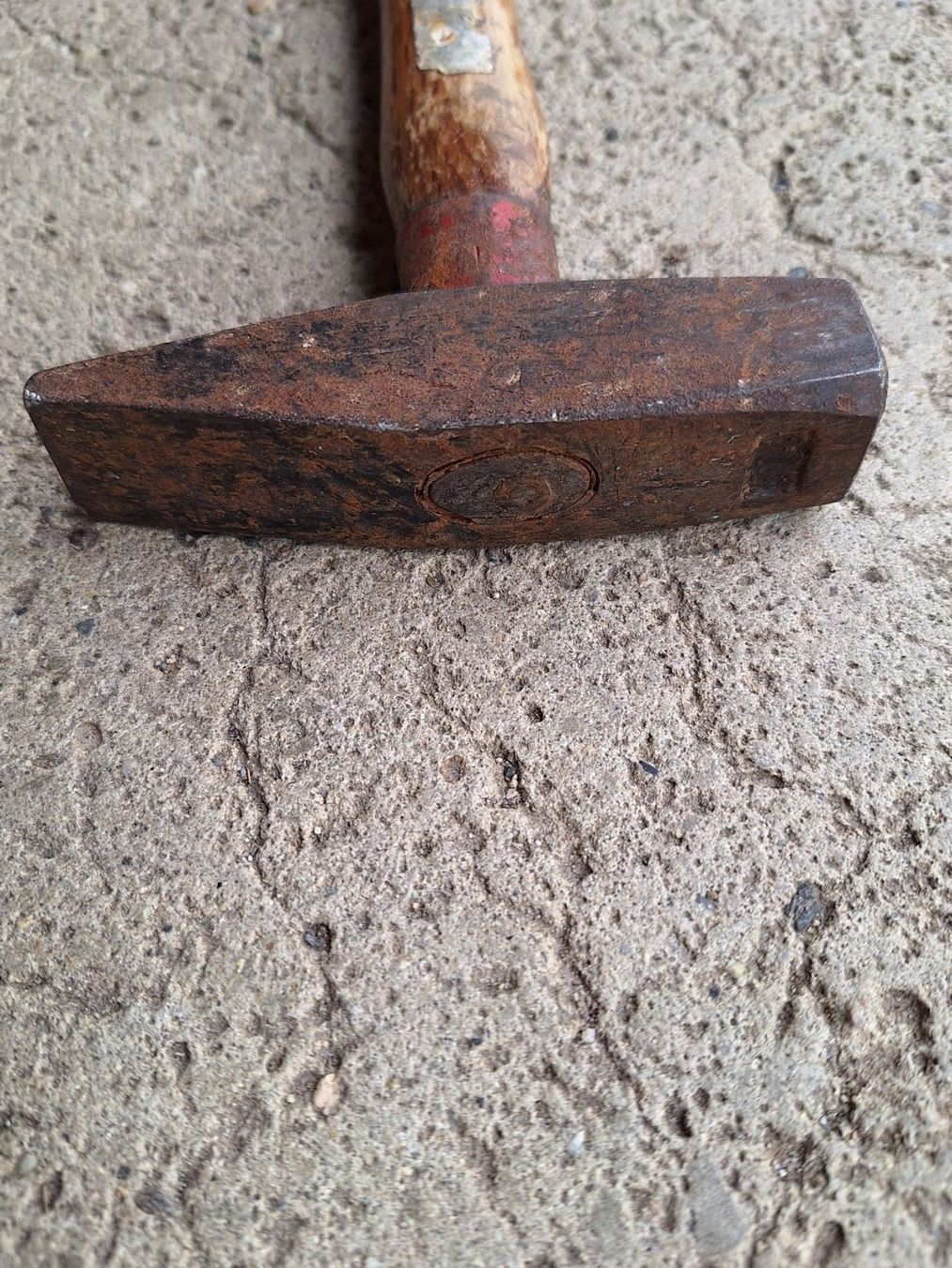 Tutti gli attrezzi: Hammer (500g) – Usato da Eriswil venduto da corolla05 2