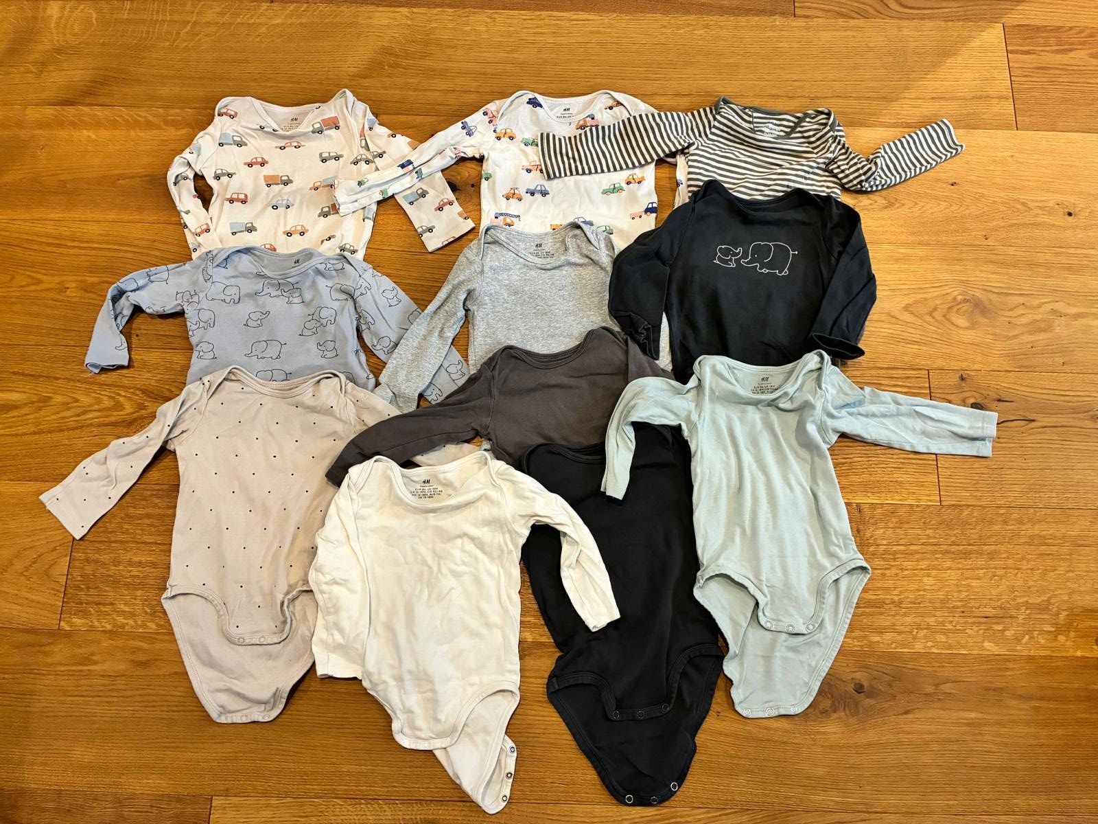 Lotti & Set di vestiti: Kleiderbundle 12-18 Monate – Usato da Frick venduto da chgiger147 1