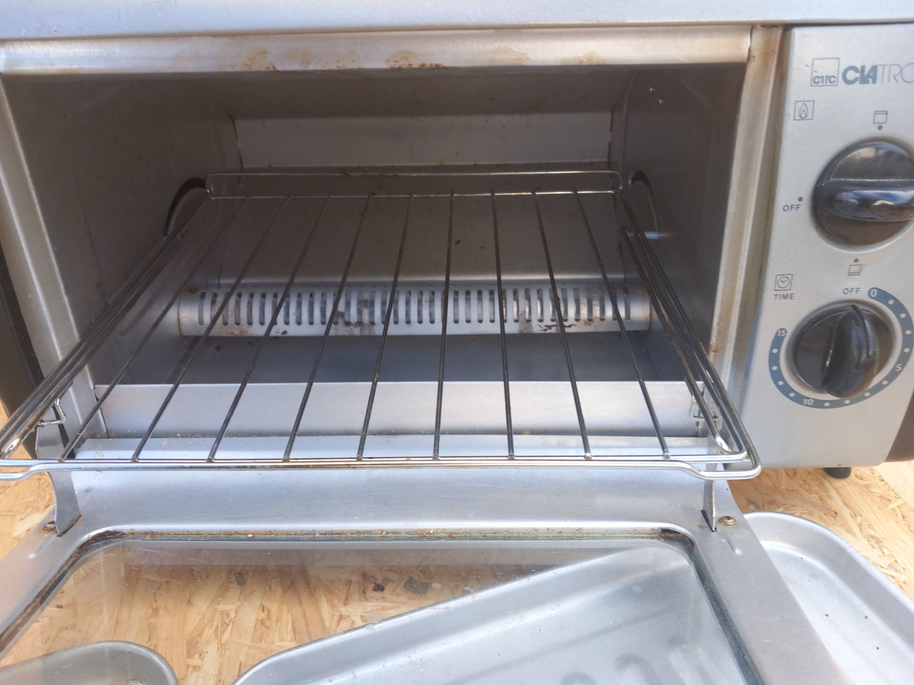 Forni per pizza: Clatronic Pizzaofen 1000Watt – Usato da Rheinau venduto da profitronic.shop 3