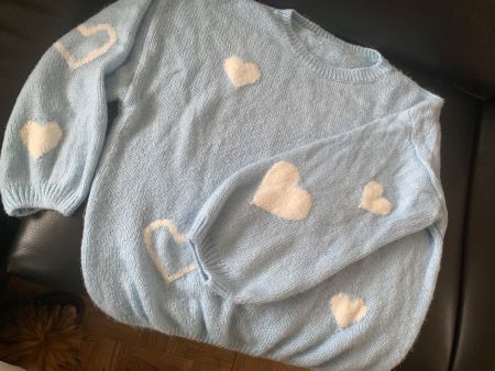 Blauer Pullover mit weissen Herzen, Gr. L/XL