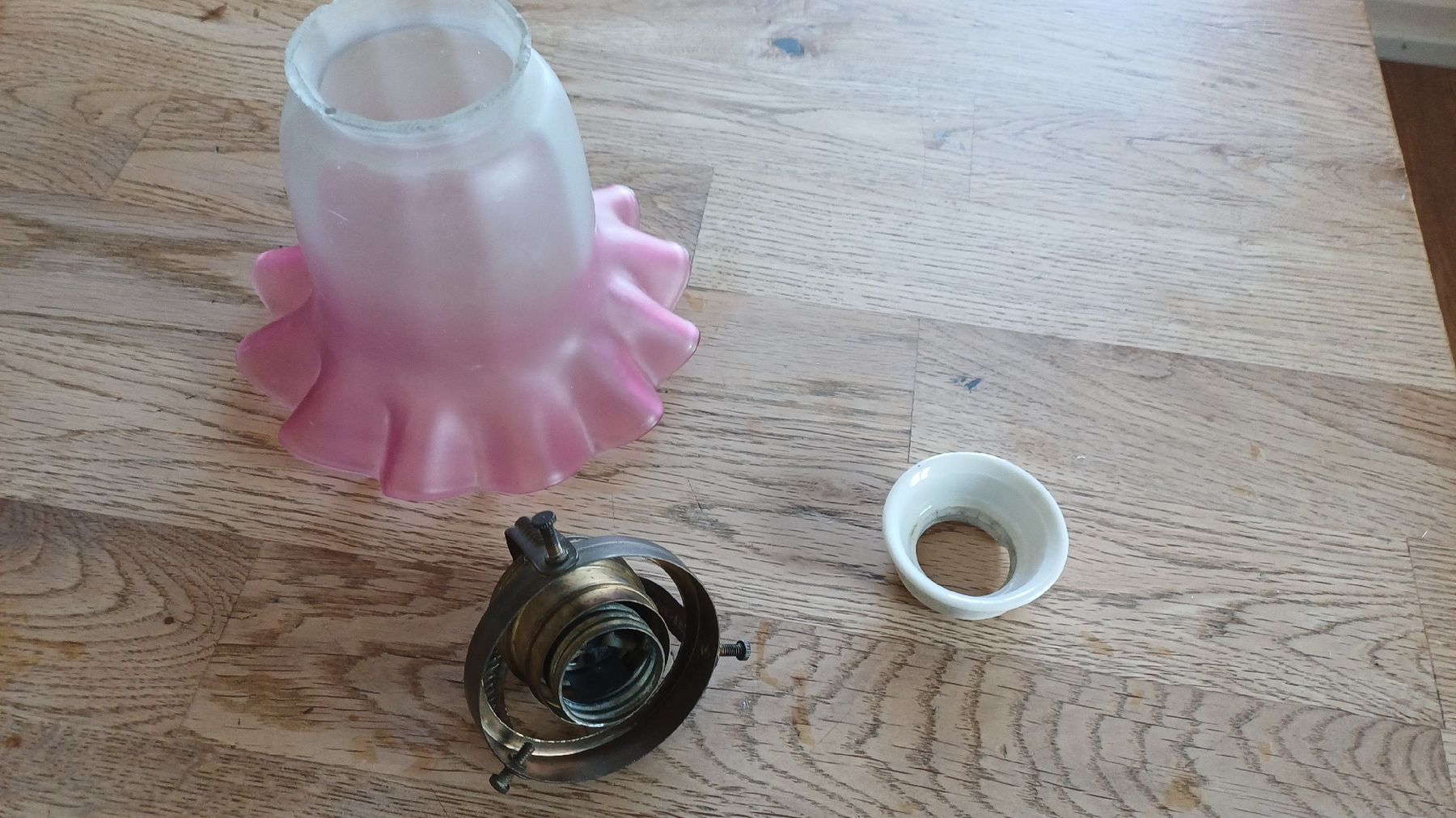 Lampade: Schöne Jugendstil Lampe  – Usato da Flawil venduto da Pinkmalibu 2