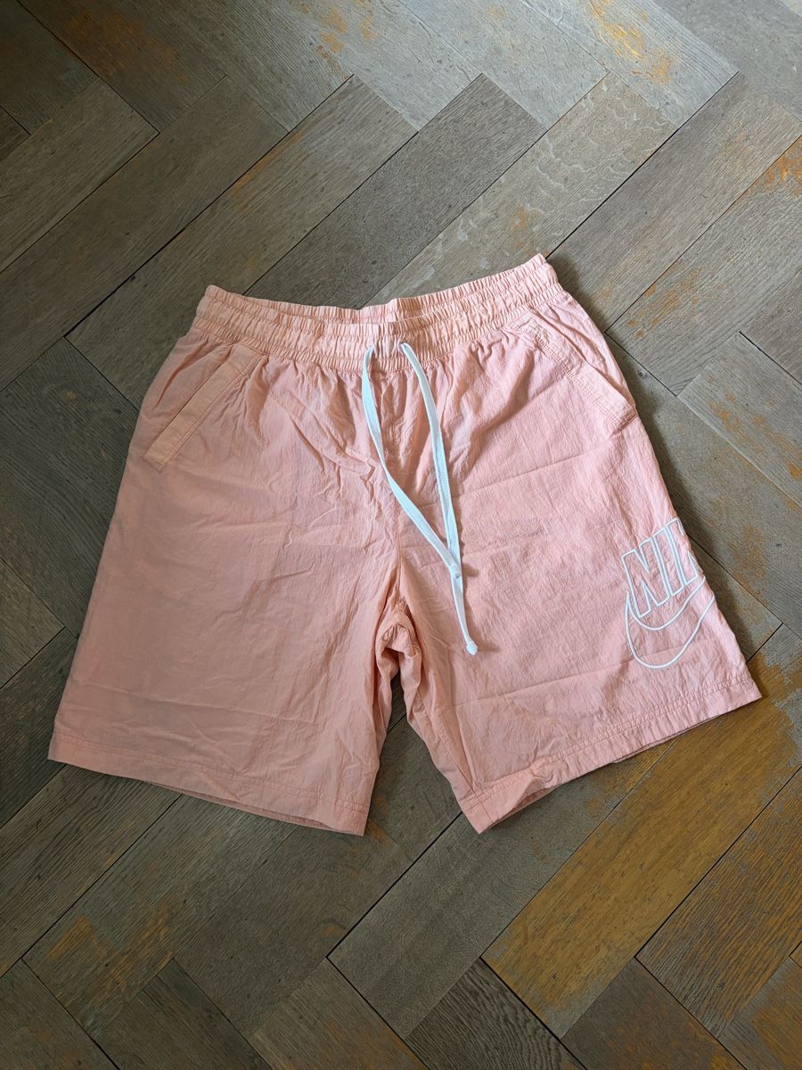Nike Pantaloni: Nike Bade-/Sporthose L – Nuovo (secondo la descrizione) da Winterthur venduto da raphael.hbg