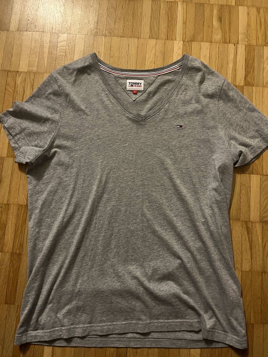 Tommy Hilfiger T-shirt: Tommy Jeans Shirt – Usato da Allschwil venduto da MaloseS08