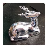 Hirsch Porzellan liegend - antik silber