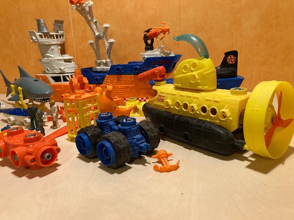 Mega Baukästen: Matchbox Mega Rig  - Bateau Requin + Zodiac sous-marin – Gebraucht aus Belmont-sur-Yverdon von Manu1112 3