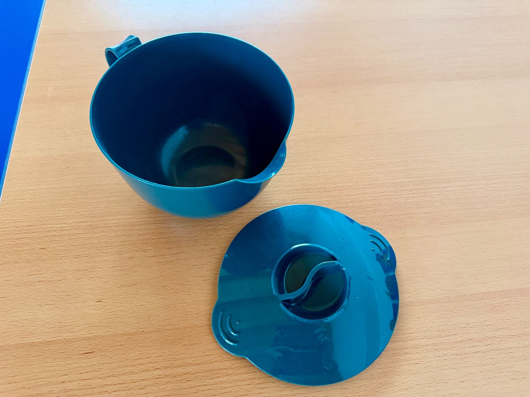 Tupperware Contenitori & Simili: Tupperware Mikrowellen Geschirr 1 Liter – Usato da Wallbach venduto da 10merlin 1