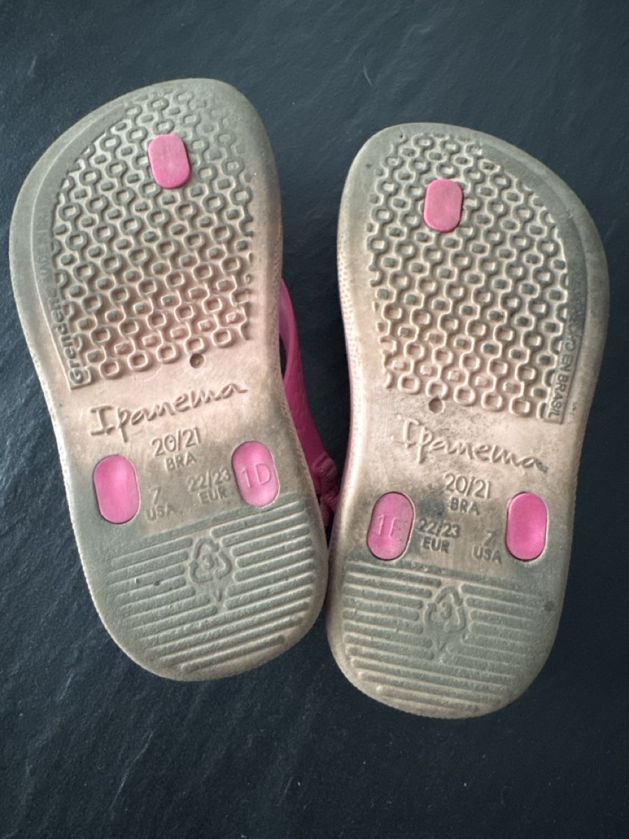 Ipanema Schuhe für Mädchen: Ipanema Flipflops Pink Grösse 20/21 – Gebraucht aus Zürich von Petrui 3