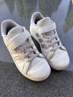 Adidas grand court 32