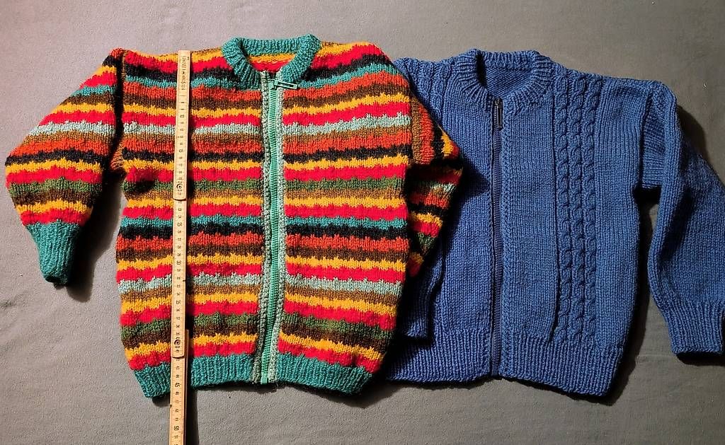 Jacken & Mäntel: 3 Winterjaken 128 – Gebraucht aus Langnau i. E. von blu_7xhw 1