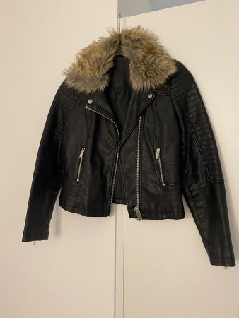 Miss Selfridge Lederjacke VEGAN TOP trendy Grösse S 36