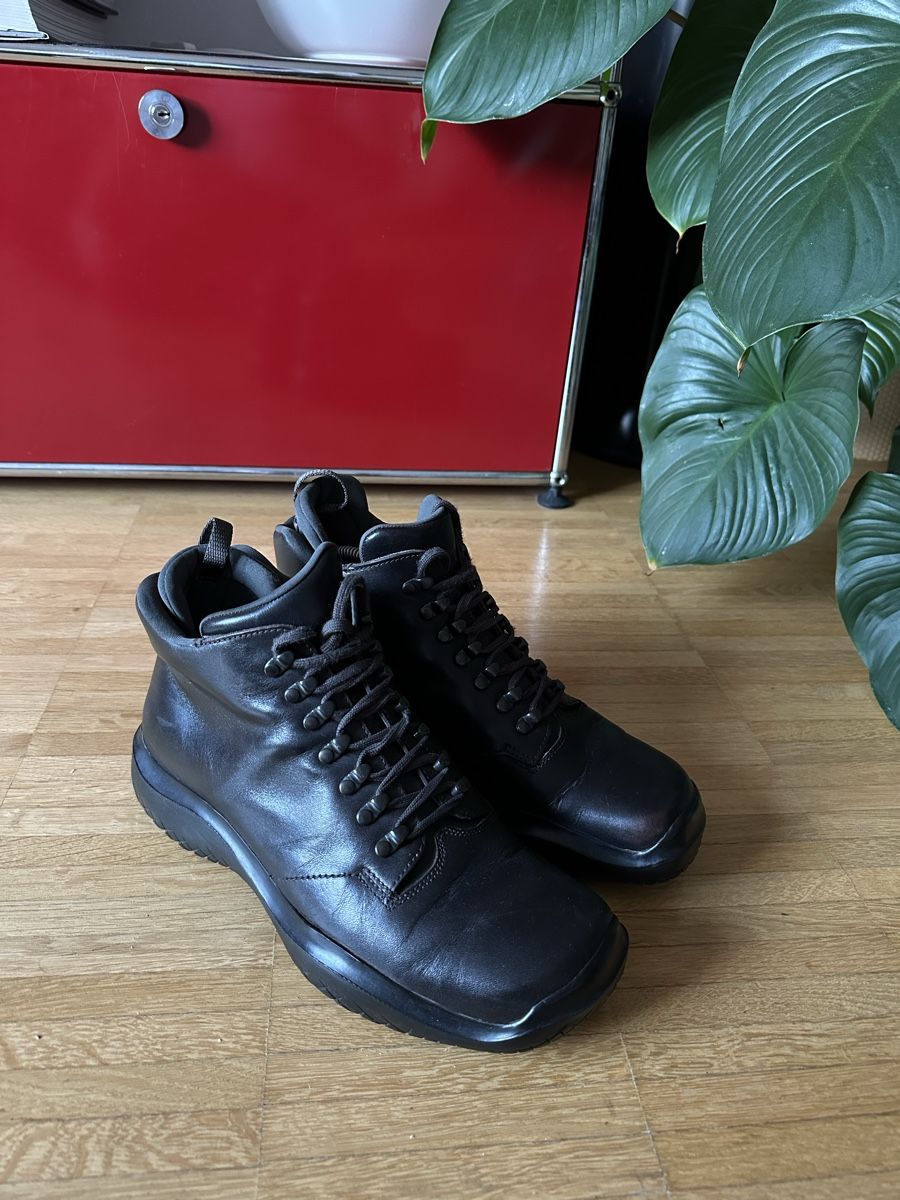 Prada Scarpe da uomo: Prada Stiefel braun Leder Archive 2000er Y2K – Usato da Basel venduto da luc_j2xz 4